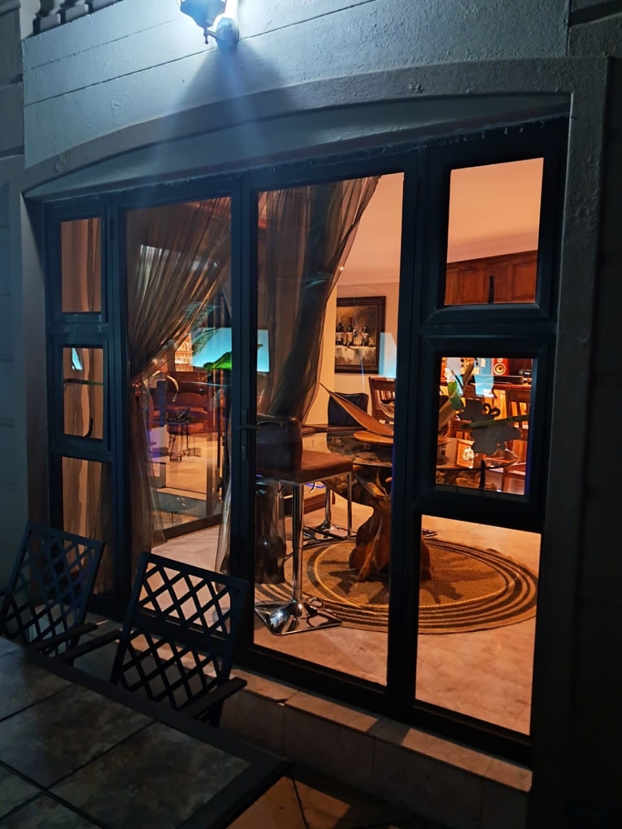 4 Bedroom Property for Sale in Wilkoppies North West